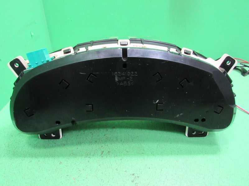00-05 IMPALA MONTE CARLO INSTRUMENT GAUGE CLUSTER SPEEDO TACH MILEAGE 