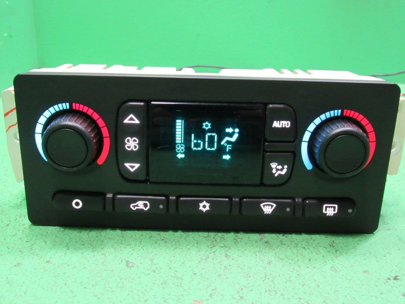 10367041 TAHOE ESCALADE SILVERADO AC DIGITAL CLIMATE TEMP CONTROL LED 