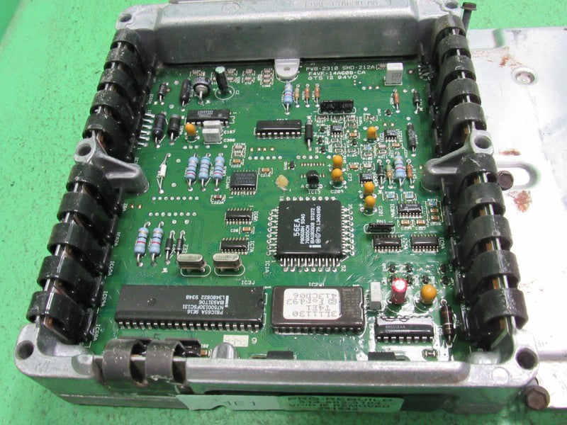 T4E1 94 LINCOLN TOWN CAR ECU ECM PCM ENGINE COMPUTER F4VF-12A650-PB RE