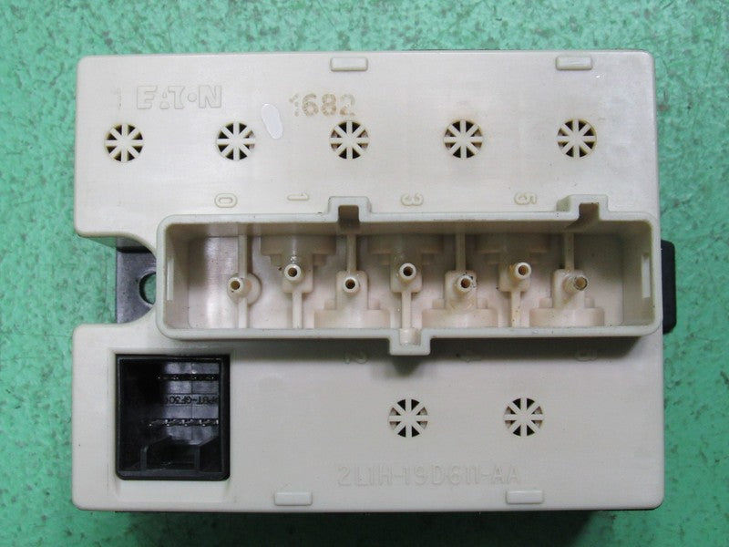 03-06 NAVIGATOR AC CLIMATE CONTROL VACUUM MODULE 2L1H-19D611-AA REBUIL