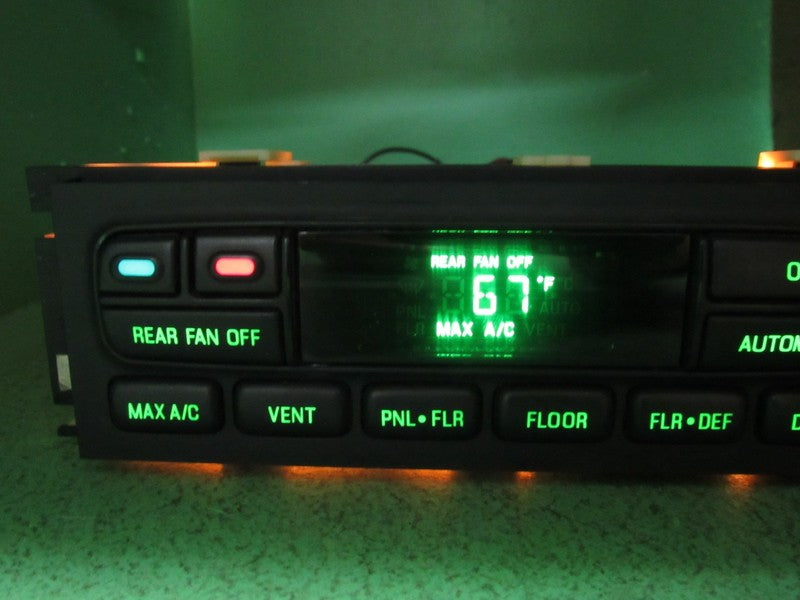 99-01 EXPLORER EATC AUTOMATIC CLIMATE HEATER CONTROL XL2H-19C933-AB RE