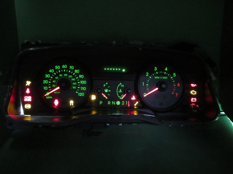 07 GRAND MARQUIS INSTRUMENT GAUGE CLUSTER GAUGES SPEEDO TACH MILEAGE P