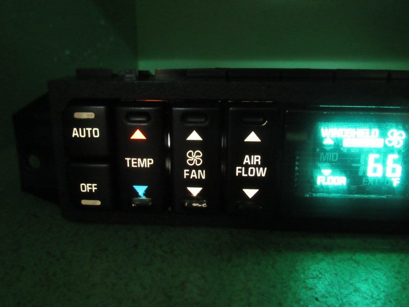 16202304 97-05 BUICK PARK AVE AC DIGITAL CLIMATE TEMPERATURE CONTROL R