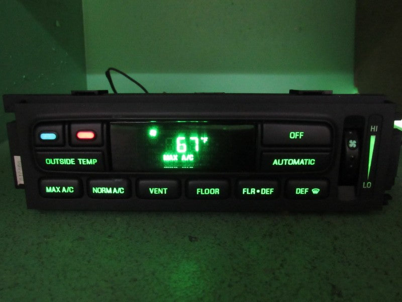 03-11 CROWN VIC EATC AUTOMATIC CLIMATE HEATER CONTROL 6W7H-19C933-AA R