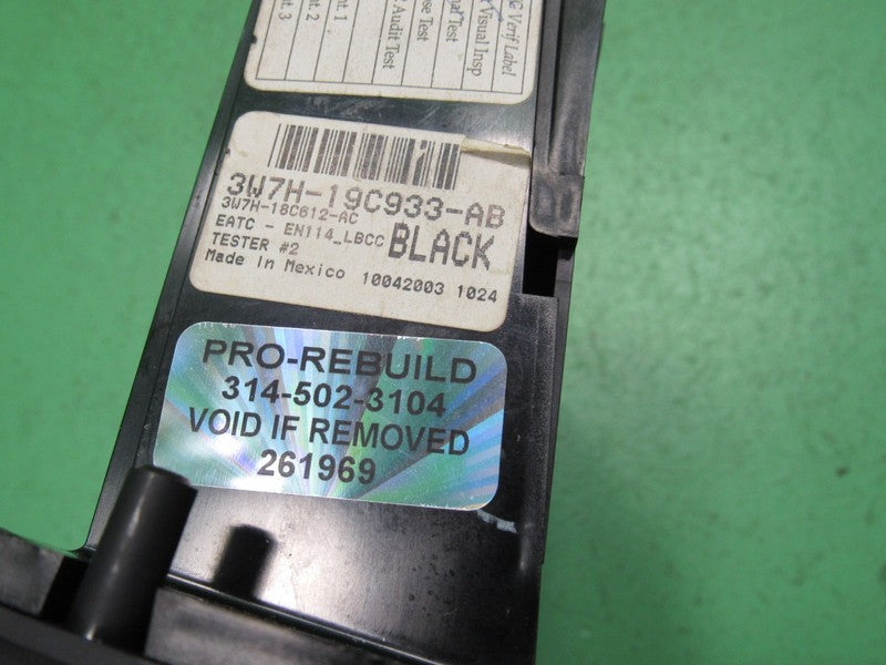 03-11 CROWN VIC EATC AUTOMATIC CLIMATE HEATER CONTROL 3W7H-19C933-AB R