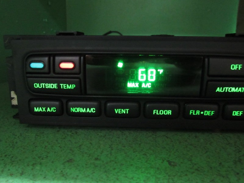 03-11 CROWN VIC EATC AUTOMATIC CLIMATE HEATER CONTROL 3W7H-19C933-AB R