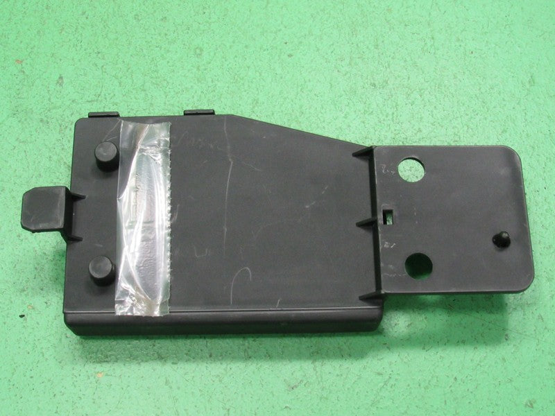 04 COLORADO CANYON BCM BODY CONTROL MODULE VIN AND MILEAGE PROGRAMMED 
