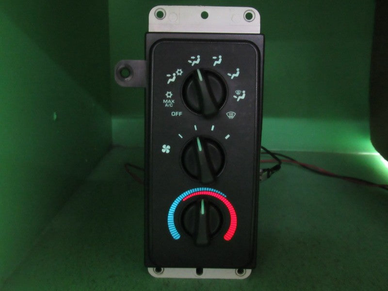 55056700AC 99-02 DODGE RAM A/C AC HEATER MANUAL CLIMATE TEMP CONTROL R
