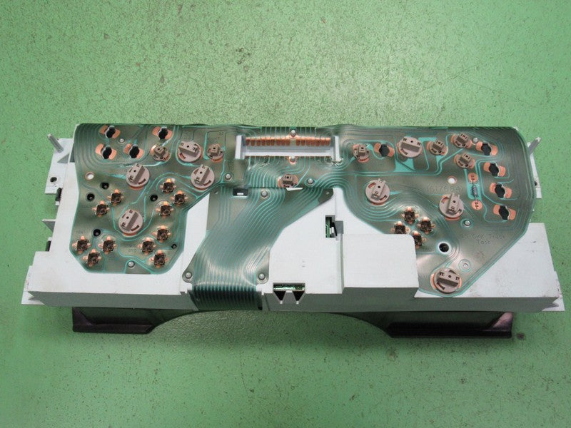 95-96 C/K TRUCK SUBURBAN INSTRUMENT GAUGE CLUSTER SPEEDO TACH 445K REB