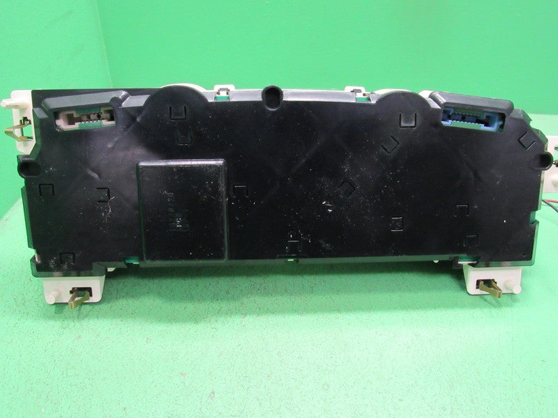 00-01 BUICK LESABRE INSTRUMENT GAUGE CLUSTER GAUGES SPEEDOMETER MILEAG