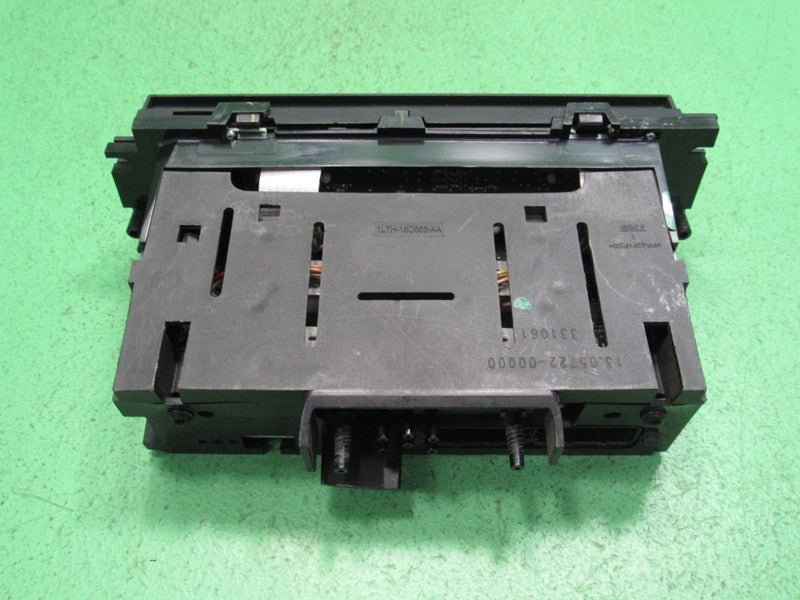 03-11 CROWN VIC EATC AUTOMATIC CLIMATE HEATER CONTROL 6W7H-19C933-AA R