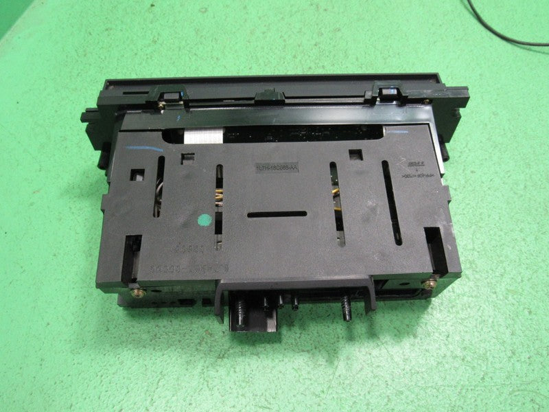 03-11 CROWN VIC EATC AUTOMATIC CLIMATE HEATER CONTROL 3W7H-19C933-AB R