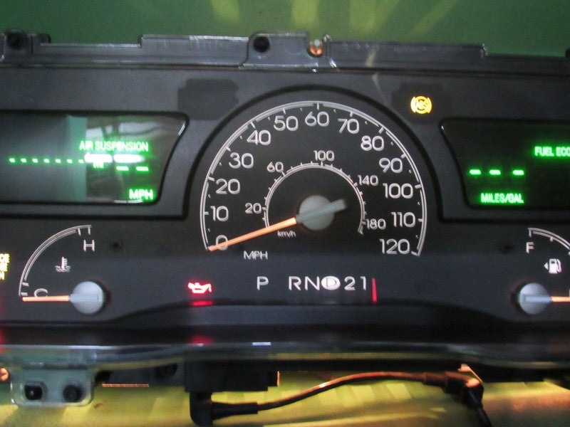 05 LINCOLN TOWNCAR DIGITAL INSTRUMENT GAUGE CLUSTER SPEEDO 236k TESTED