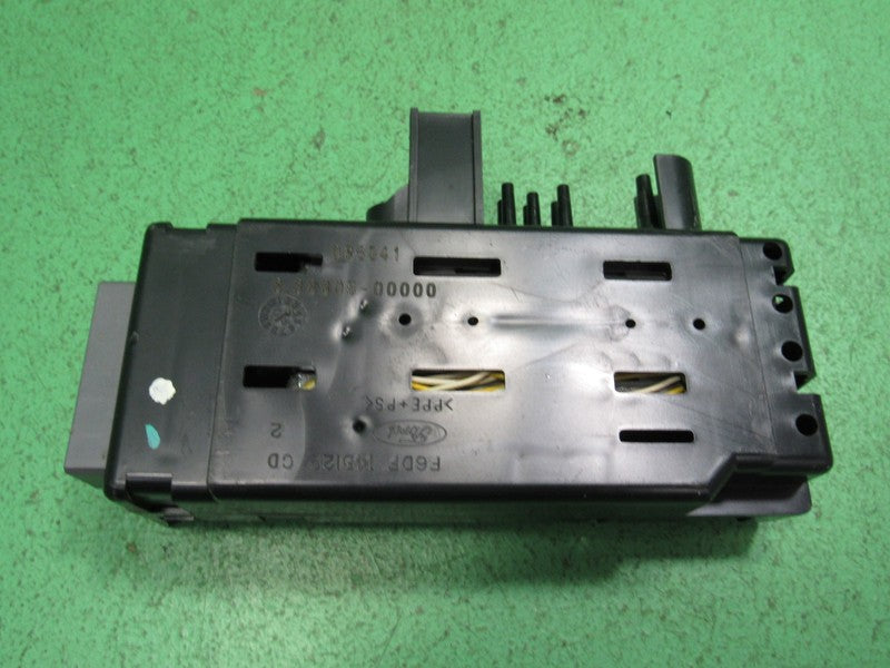 04-07 TAURUS SABLE EATC AUTO CLIMATE CONTROL MODULE 4F1H-18C612-AD REB