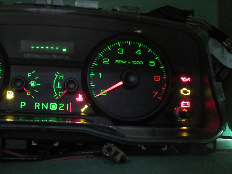 07 CROWN VICTORIA P71 INSTRUMENT GAUGE CLUSTER SPEEDO TACH MILEAGE PRO