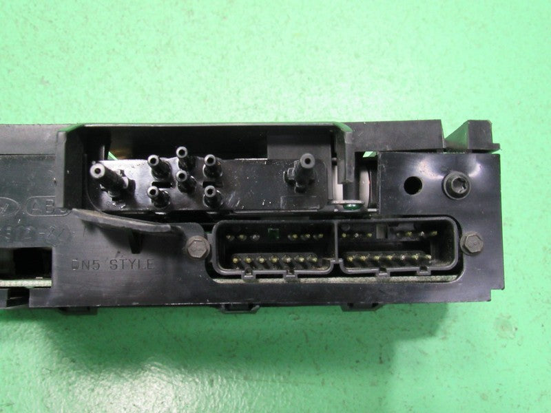 03-11 CROWN VIC EATC AUTOMATIC CLIMATE HEATER CONTROL 6W7H-19C933-AA R