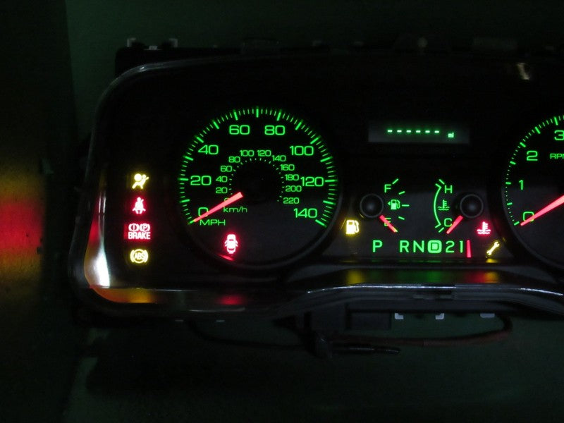 09-11 CROWN VICTORIA P71 INSTRUMENT GAUGE CLUSTER SPEEDO TACH MILEAGE 