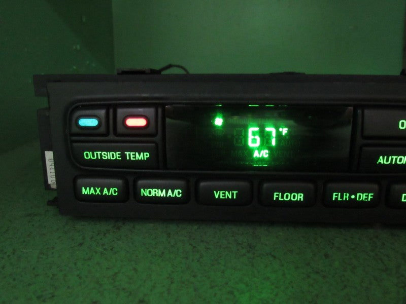 03-11 CROWN VIC EATC AUTOMATIC CLIMATE HEATER CONTROL 6W7H-19C933-AA R