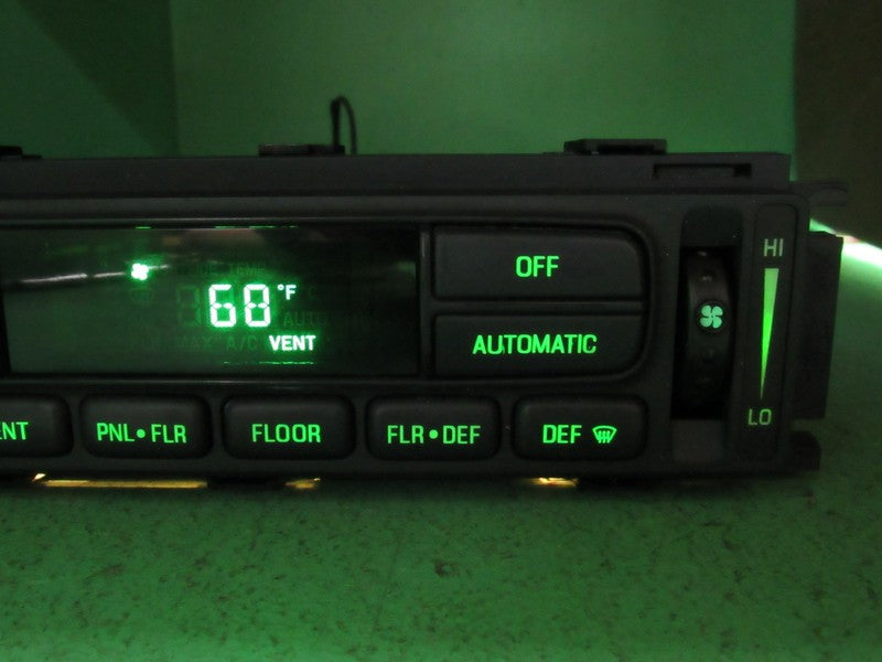 99-02 EXPEDITION NAVIGATOR AUTO CLIMATE HEATER CONTROL XL7H-19C933-AD 