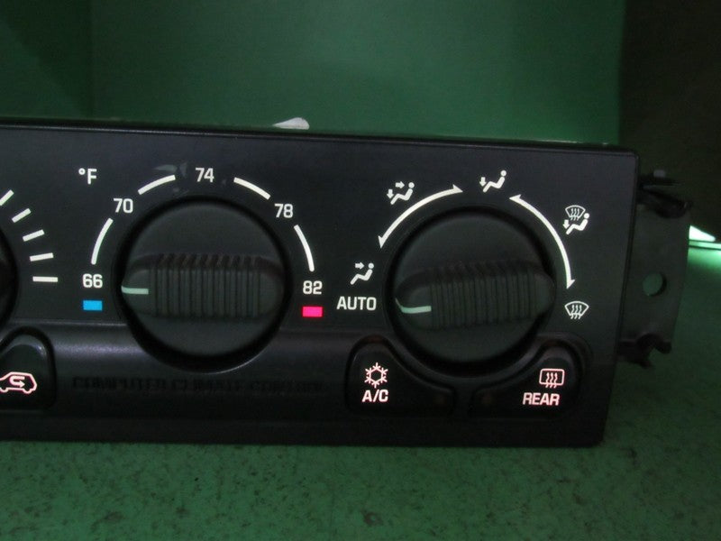 15060162 00-02 TAHOE SILVERADO YUKON A/C AUTO CLIMATE TEMP CONTROL REB
