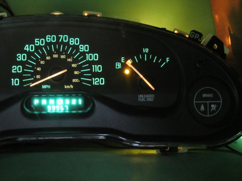 97-98 BUICK CENTURY INSTRUMENT GAUGE CLUSTER GAUGES SPEEDO TACH MILEAG
