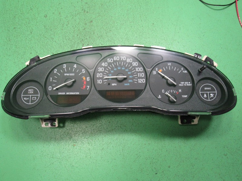 99-04 BUICK REGAL INSTRUMENT GAUGE CLUSTER GAUGES SPEEDO TACH MILEAGE 