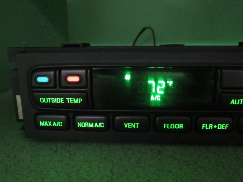 03-11 CROWN VIC EATC AUTOMATIC CLIMATE HEATER CONTROL 6W7H-19C933-AA R