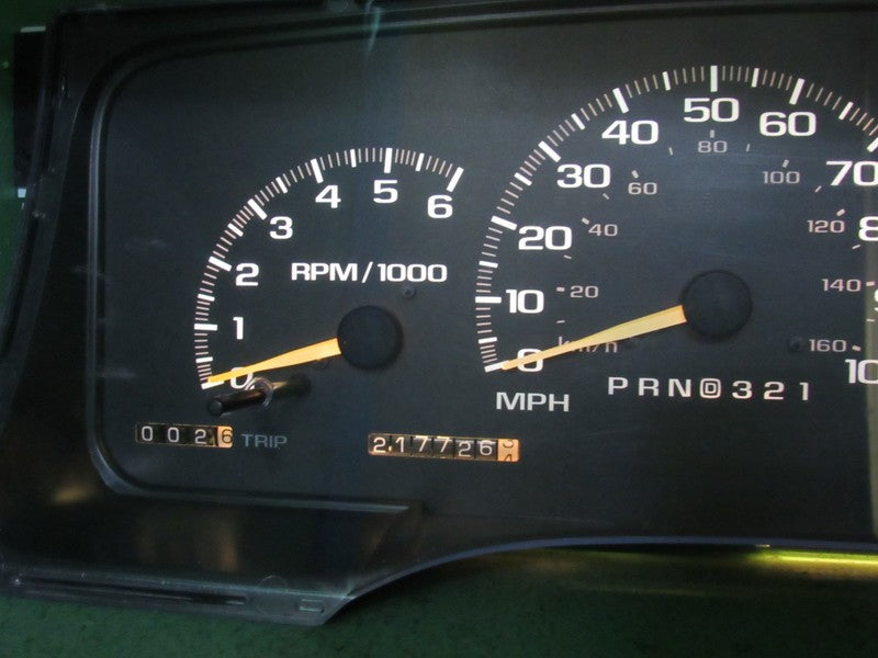 97-98 C/K TRUCK SUBURBAN INSTRUMENT GAUGE CLUSTER SPEEDO TACH 217K REB