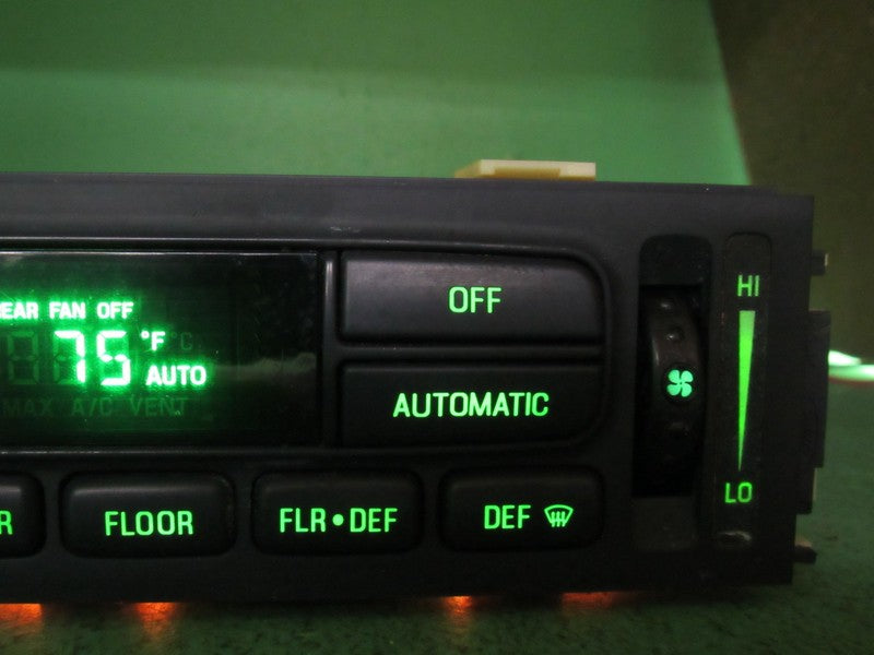 99-01 EXPLORER EATC AUTOMATIC CLIMATE HEATER CONTROL XL2H-19C933-AB RE