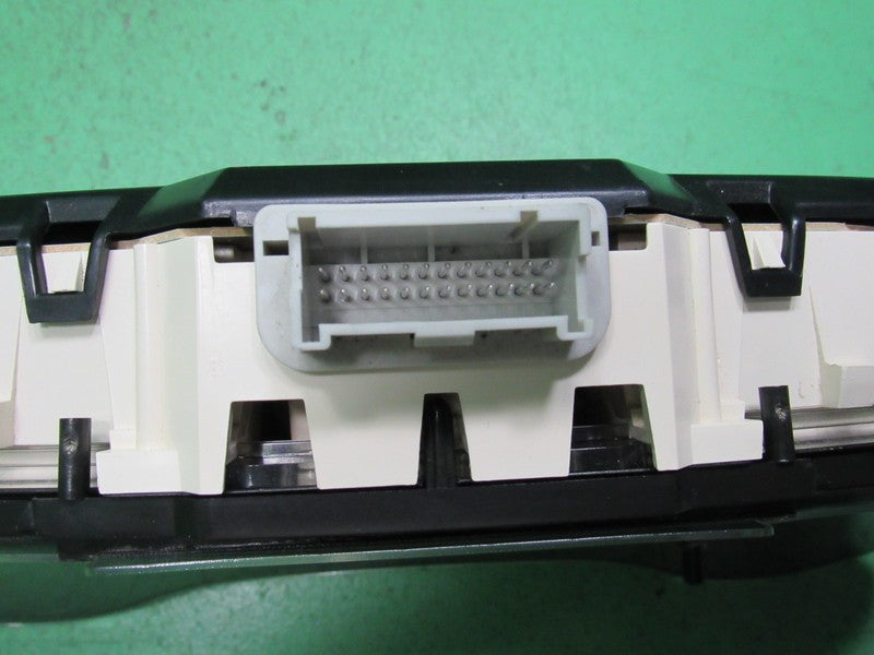 01-04 S-10 SONOMA 4.3 MT INSTRUMENT GAUGE CLUSTER SPEEDO TACH MILEAGE 