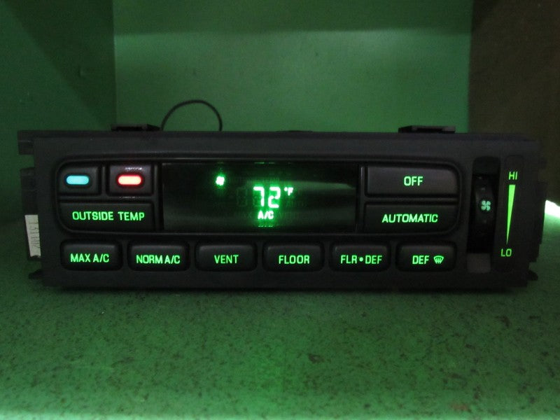03-11 CROWN VIC EATC AUTOMATIC CLIMATE HEATER CONTROL 3W7H-19C933-AB R
