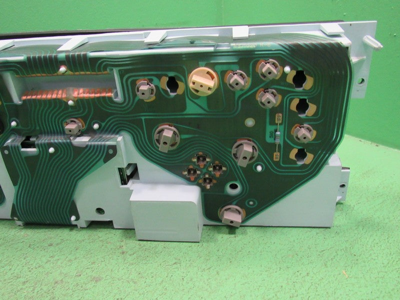 97-98 C/K TRUCK SUBURBAN INSTRUMENT GAUGE CLUSTER SPEEDO TACH 282K REB