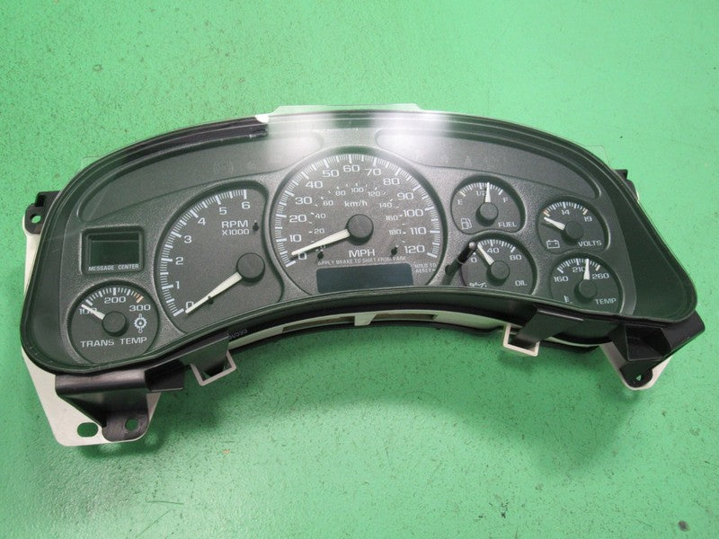 01-02 YUKON SIERRA DENALI INSTRUMENT GAUGE CLUSTER SPEEDO TACH MILEAGE