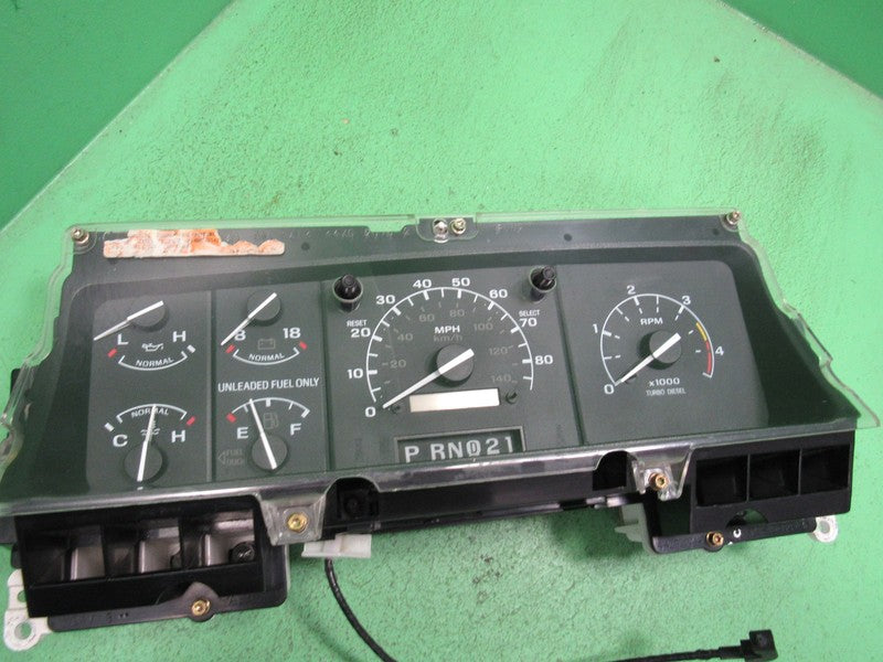 96-97 FORD F250 F350 DIESEL INSTRUMENT GAUGE CLUSTER SPEEDOMETER 272K 