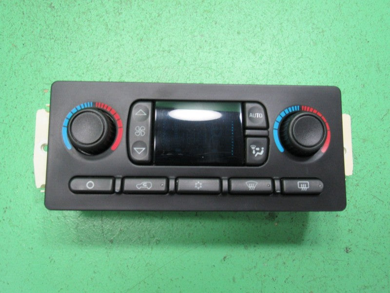 10367041 TAHOE ESCALADE SILVERADO AC DIGITAL CLIMATE TEMP CONTROL LED 