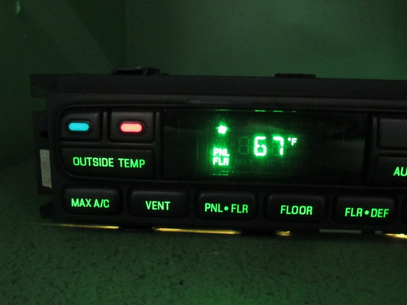 99-02 EXPEDITION NAVIGATOR AUTO CLIMATE HEATER CONTROL XL7H-19C933-AE 