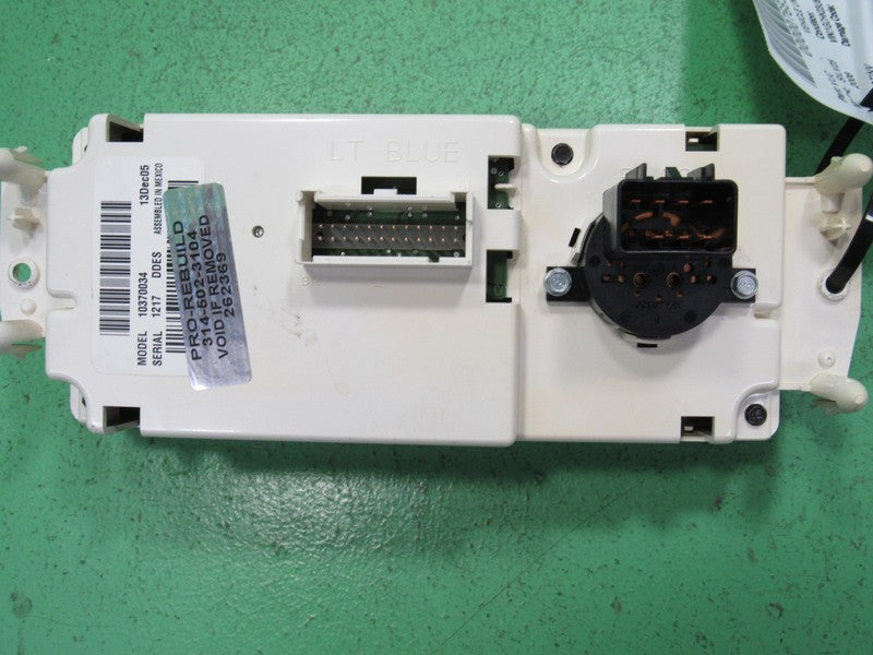 10370034 SILVERADO TAHOE SIERRA YUKON AC MANUAL CLIMATE CONTROL LED RE