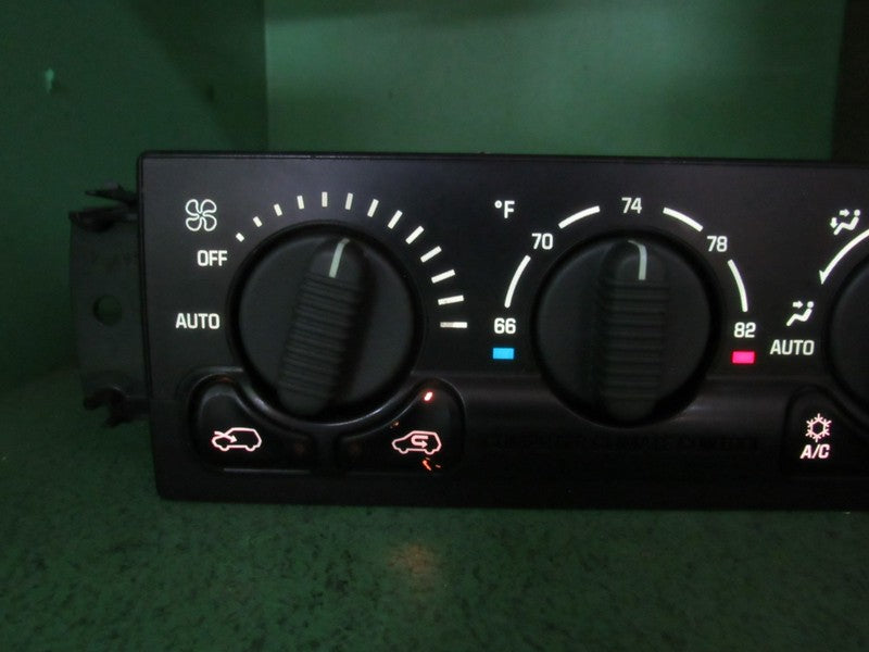 15060162 00-02 TAHOE SILVERADO YUKON A/C AUTO CLIMATE TEMP CONTROL REB