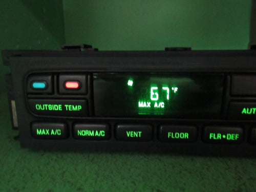 01-02 CROWN VIC EATC AUTOMATIC CLIMATE HEATER CONTROL 1W7H-19C933-AA R