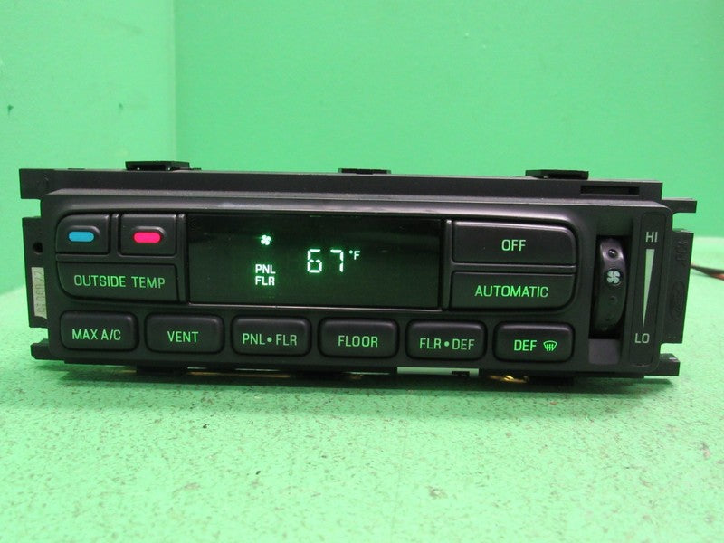 99-02 EXPEDITION NAVIGATOR AUTO CLIMATE HEATER CONTROL XL7H-19C933-AE 