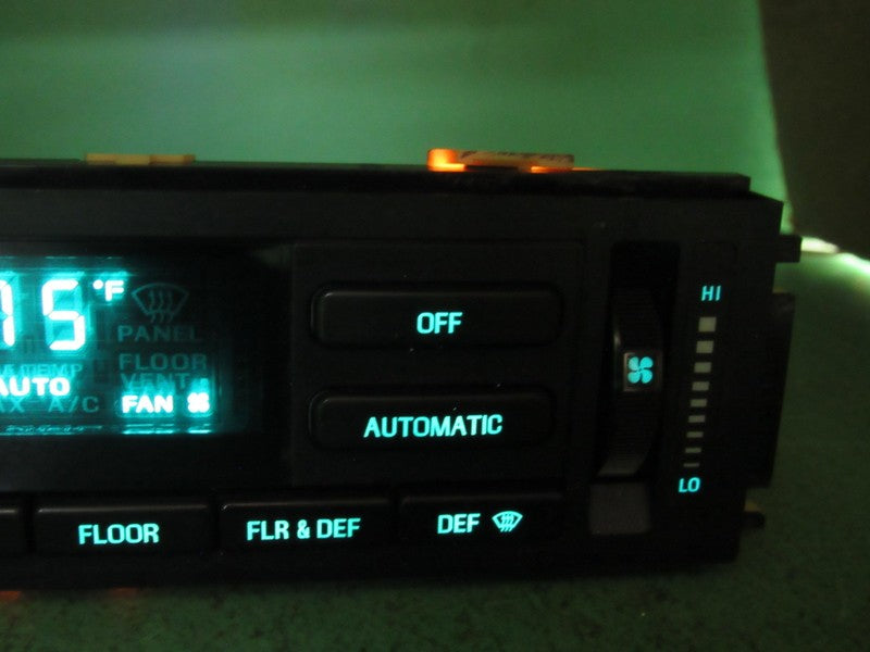 95 TOWN CAR EATC AUTOMATIC CLIMATE HEATER CONTROL P1F5VH-19C933-AF REB