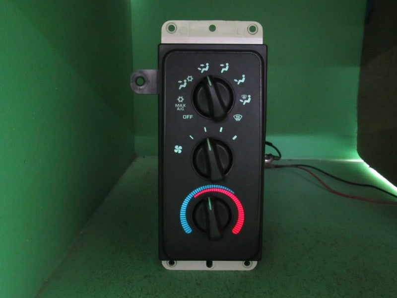 55056700AD 99-02 DODGE RAM A/C AC HEATER MANUAL CLIMATE TEMP CONTROL R
