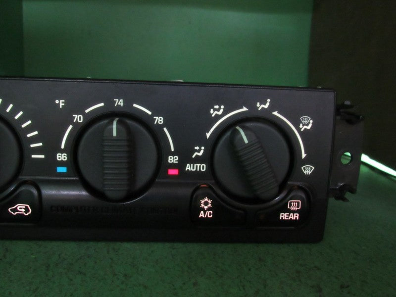 15060162 00-02 TAHOE SILVERADO YUKON A/C AUTO CLIMATE TEMP CONTROL REB