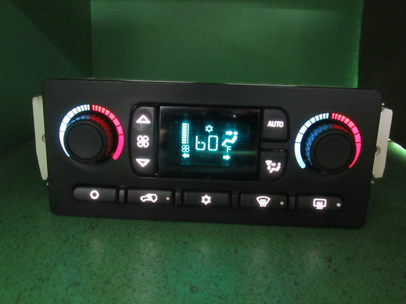 10367042 TAHOE ESCALADE SILVERADO AC DIGITAL CLIMATE TEMP CONTROL LED 