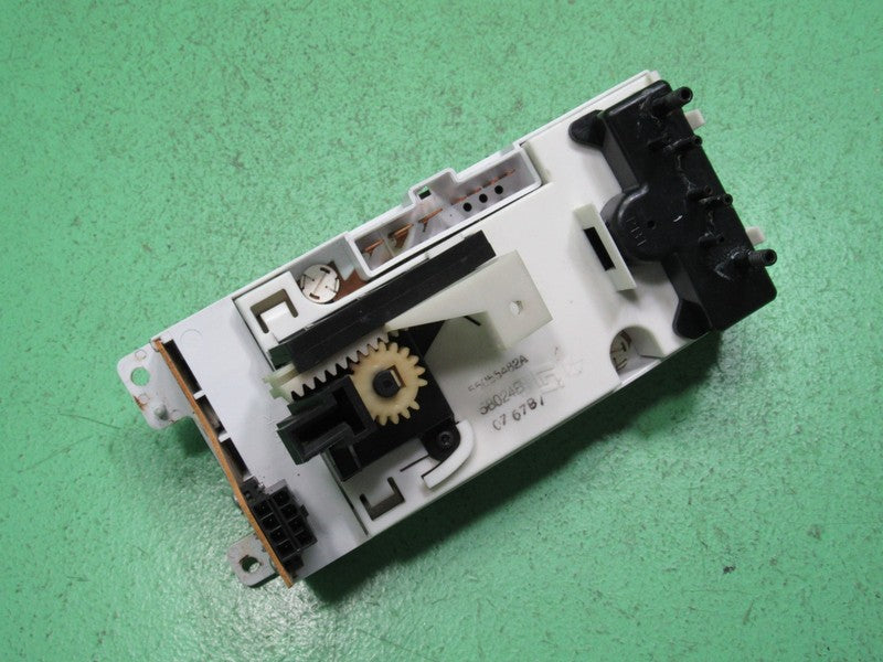 55055482 94-97 DODGE RAM A/C AC HEATER MANUAL CLIMATE TEMP CONTROL REB