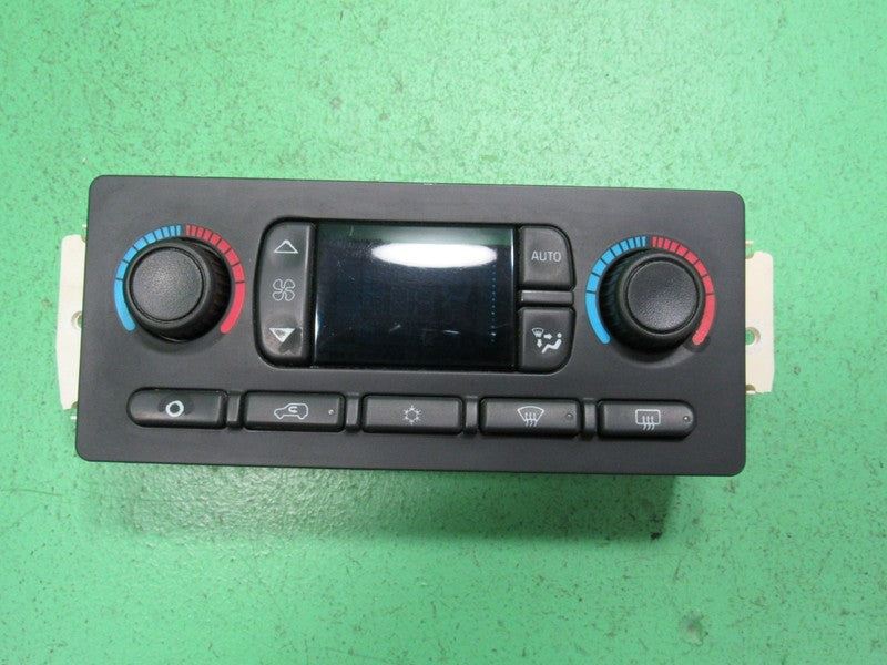 15105215 TAHOE ESCALADE SILVERADO AC DIGITAL CLIMATE TEMP CONTROL LED 