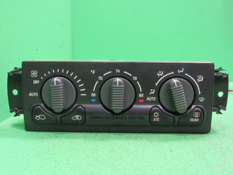 15060162 00-02 TAHOE SILVERADO YUKON A/C AUTO CLIMATE TEMP CONTROL REB