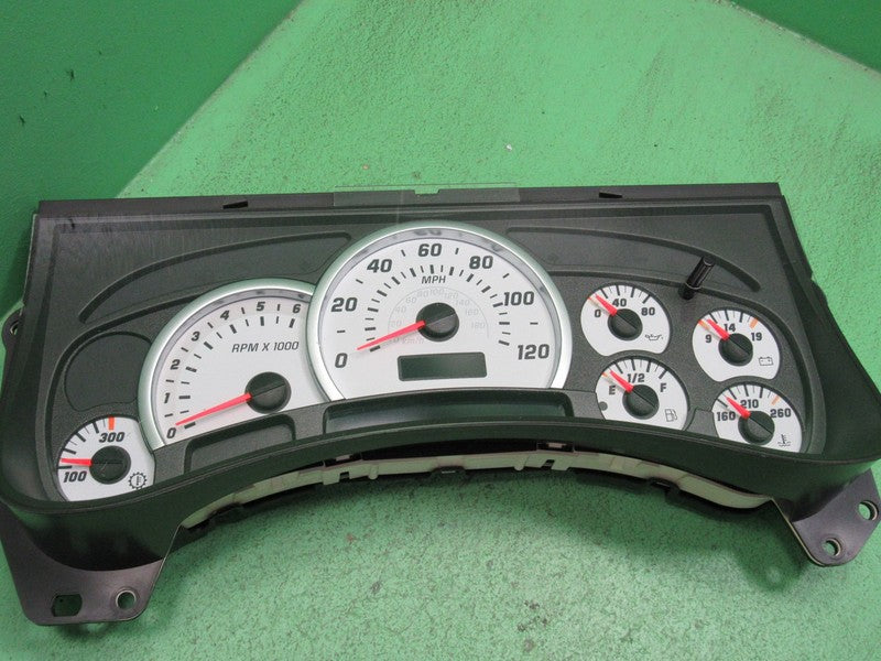 04 HUMMER H2 INSTRUMENT GAUGE CLUSTER SPEEDOMETER TACH MILEAGE PROG 06