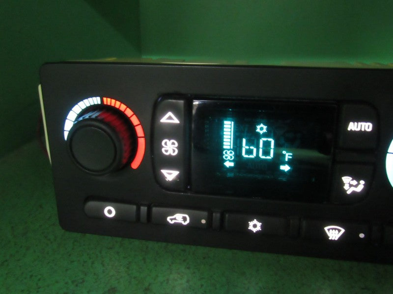 10367041 TAHOE ESCALADE SILVERADO AC DIGITAL CLIMATE TEMP CONTROL LED 