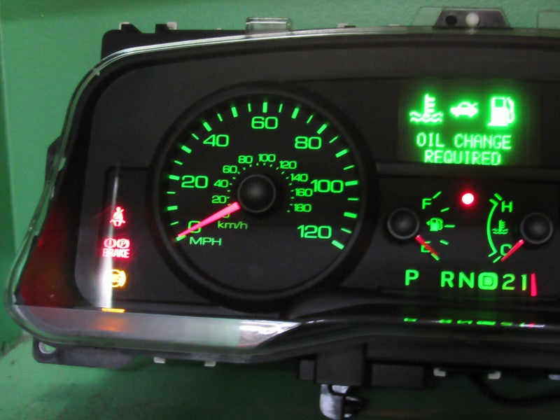 06 CROWN VICTORIA INSTRUMENT GAUGE CLUSTER SPEEDO TACH MILEAGE PROG 63
